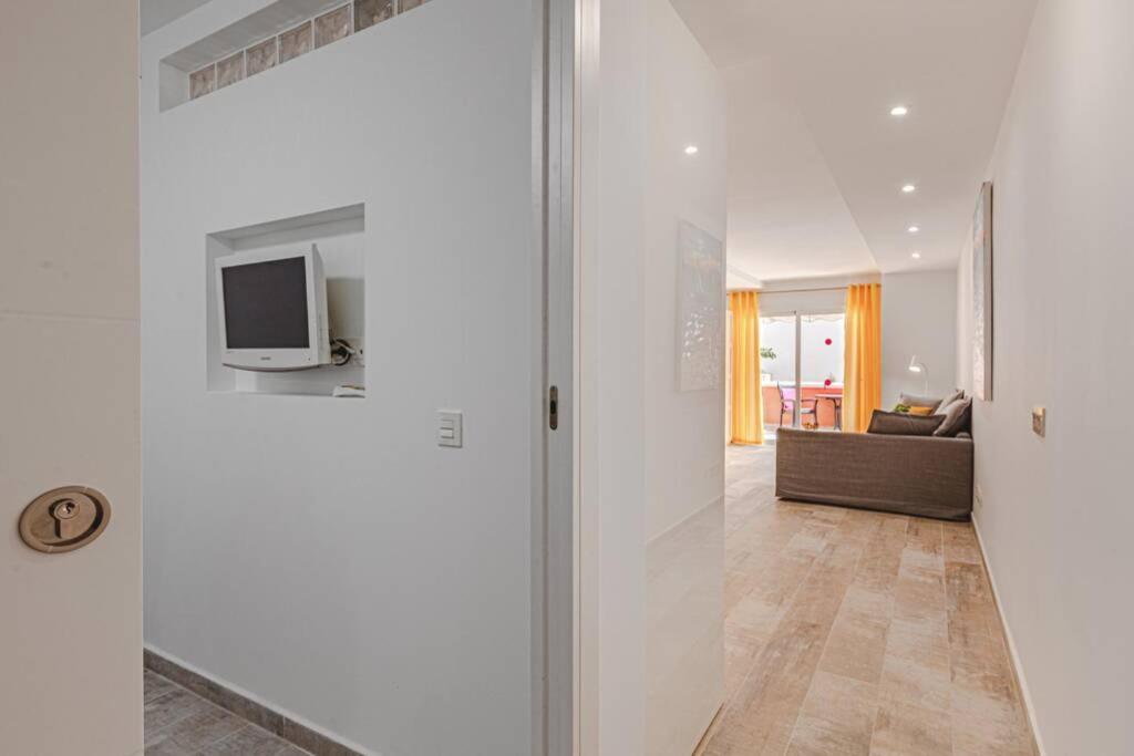 Tenerife Royal Gardens One Bedroom Apartment Playa de las Americas  Exterior photo